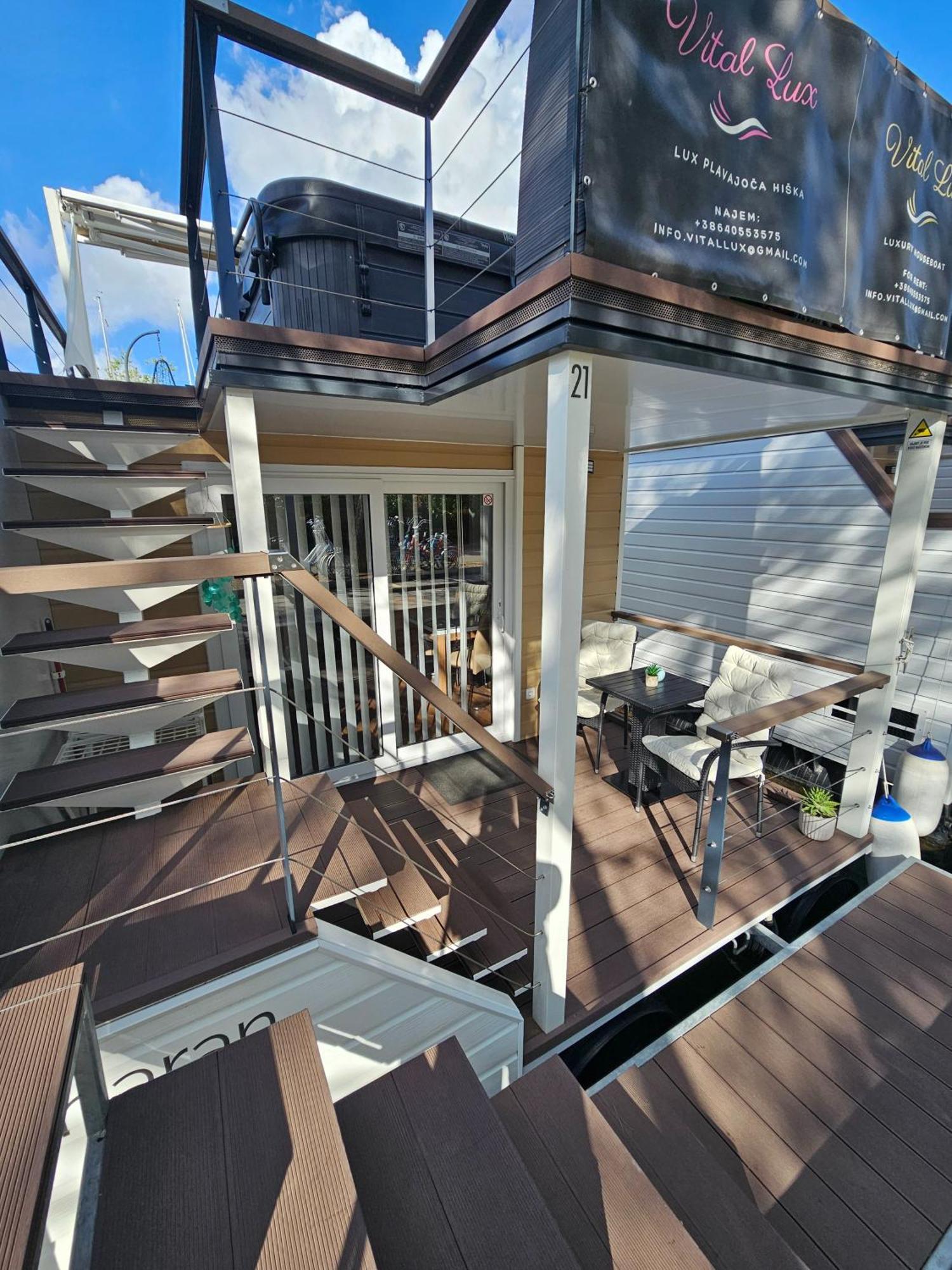Floating Sea House - Vital Lux Portoroz Exterior photo