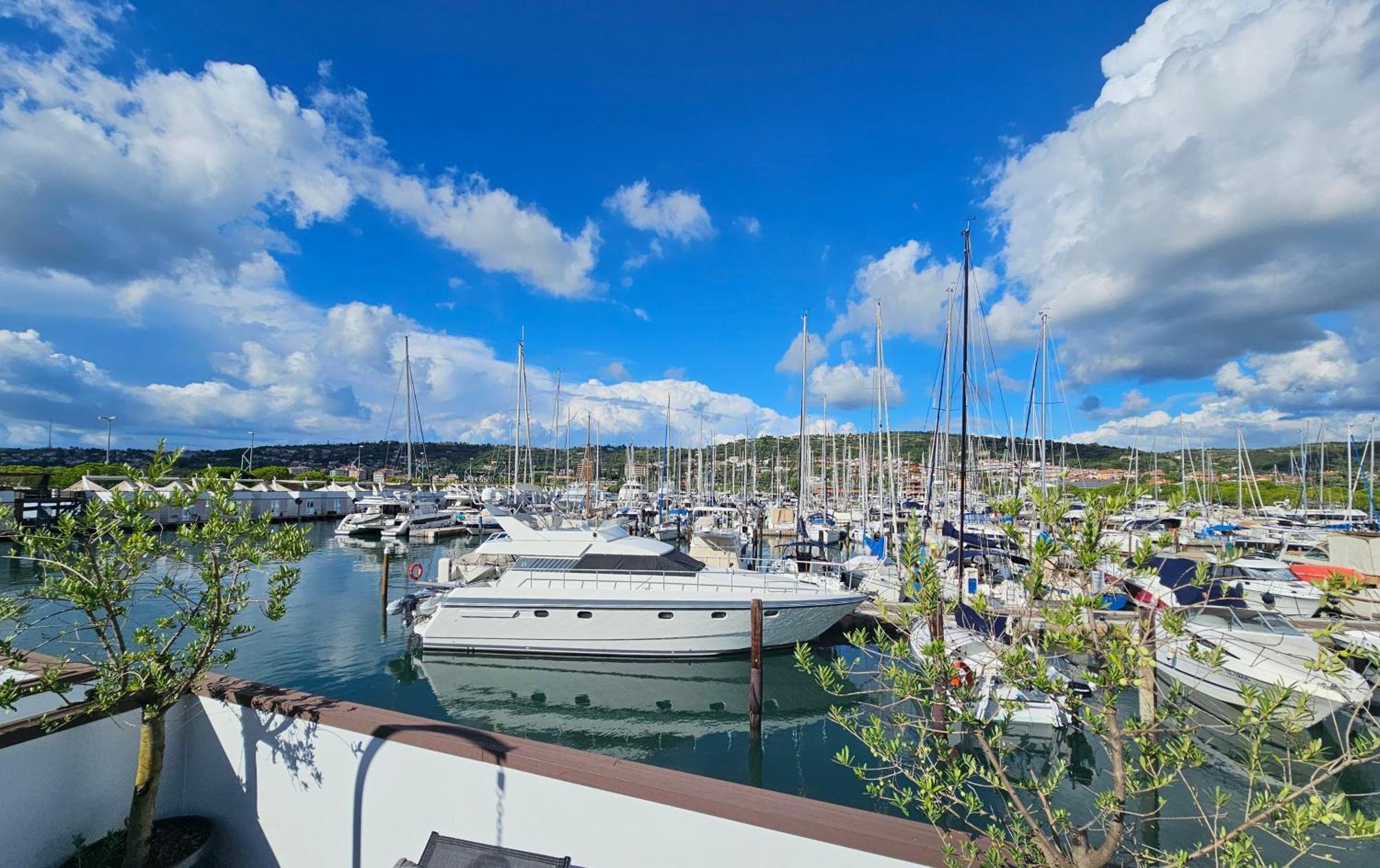 Floating Sea House - Vital Lux Portoroz Exterior photo