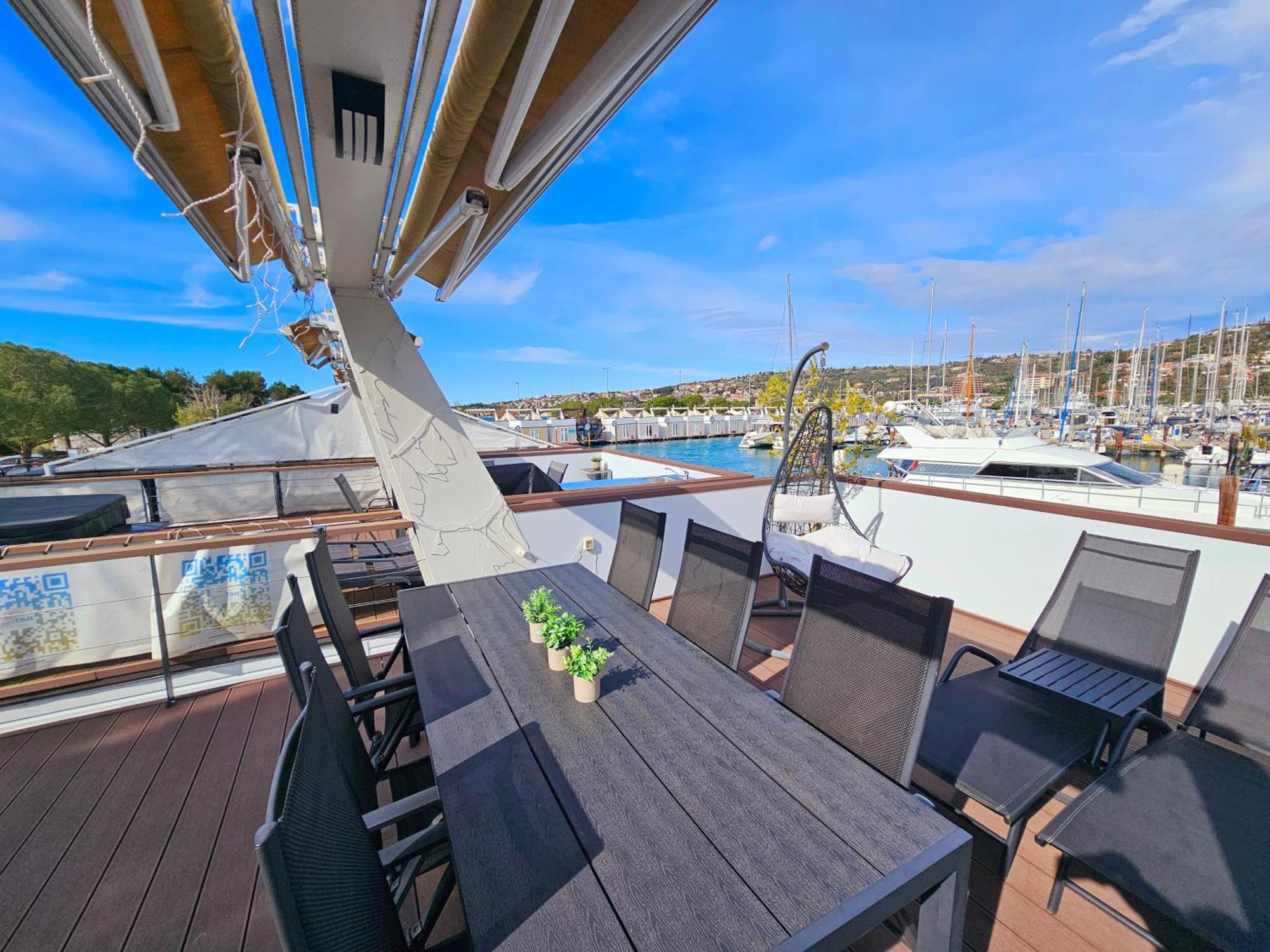 Floating Sea House - Vital Lux Portoroz Exterior photo