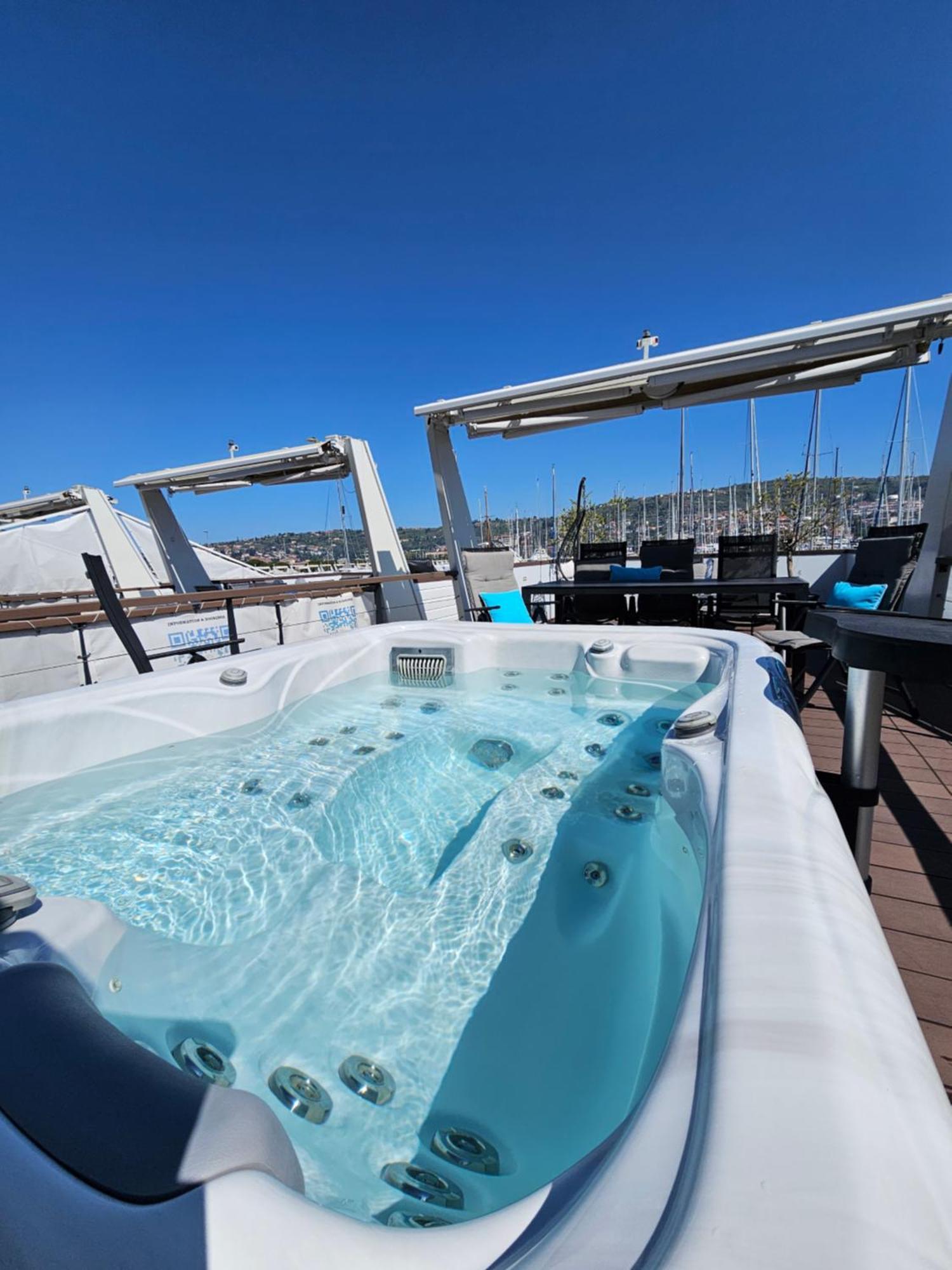 Floating Sea House - Vital Lux Portoroz Exterior photo